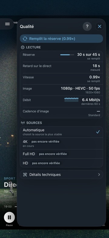 La fenêtre de qualité de Neverlag sur iPhone : « Remplit la réserve (0.99×) », réserve 30 s sur 45 s, retard sur le direct 18 s, image 1080p à 50 i/s, puis les sources 4K, Full HD et HD
